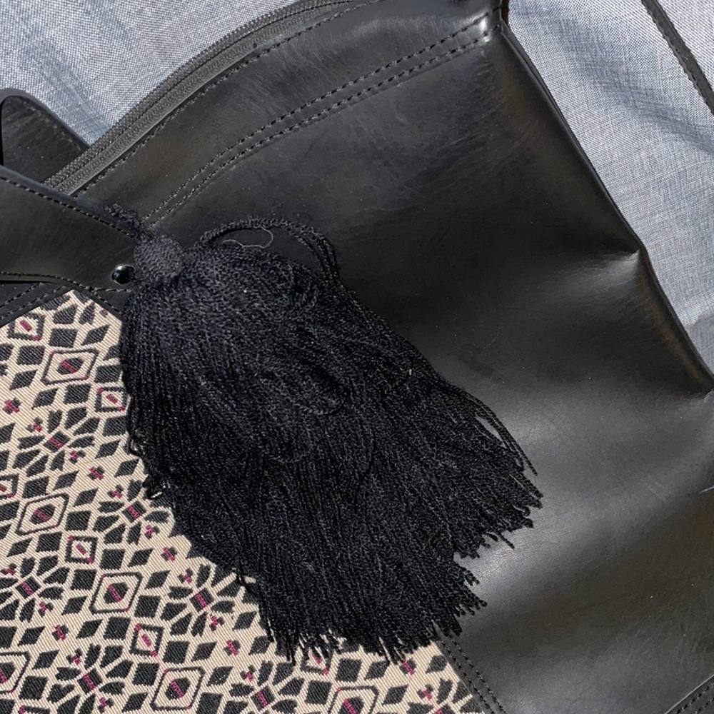 Color By Amber Weekender Bag - Picture 3 of 6